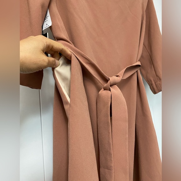 Aritzia Babaton Brightwell Dress - Picture 6 of 10